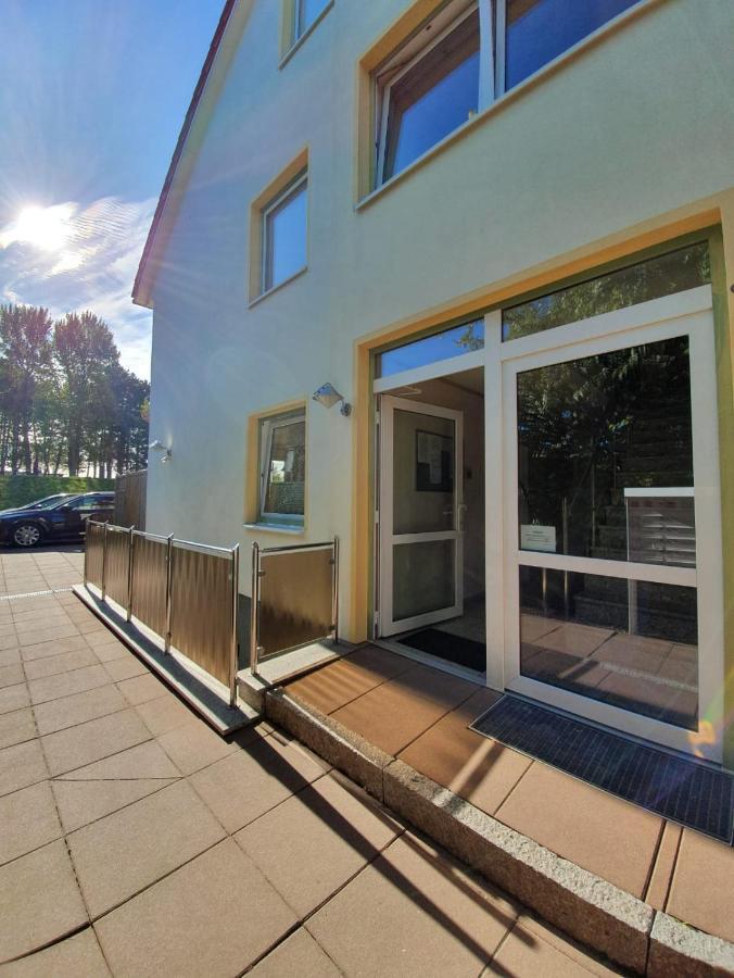 Апартаменти Haus Am Groemitzer Deich Екстер'єр фото